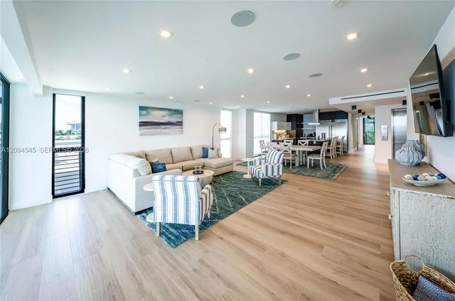 4 of 57 - 1930 Bay Drive #2, Miami Beach, FL