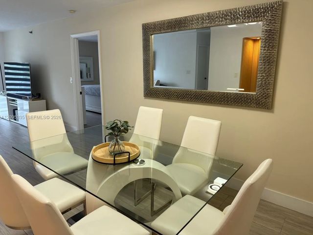 3300 Ne 192nd Street #414, Aventura