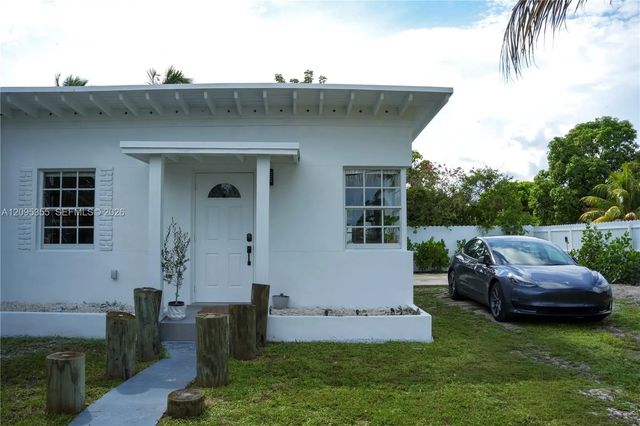 3 of 25 - 11720 Nw 5th Avenue, Miami, FL