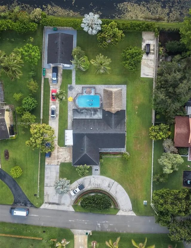 2 of 20 - 2751 Sw 141st Terrace, Davie, FL