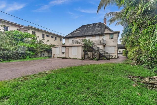 5 of 14 - 3746 Chase Avenue, Miami Beach, FL