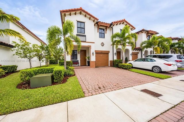 8837 Nw 102nd Court, Doral