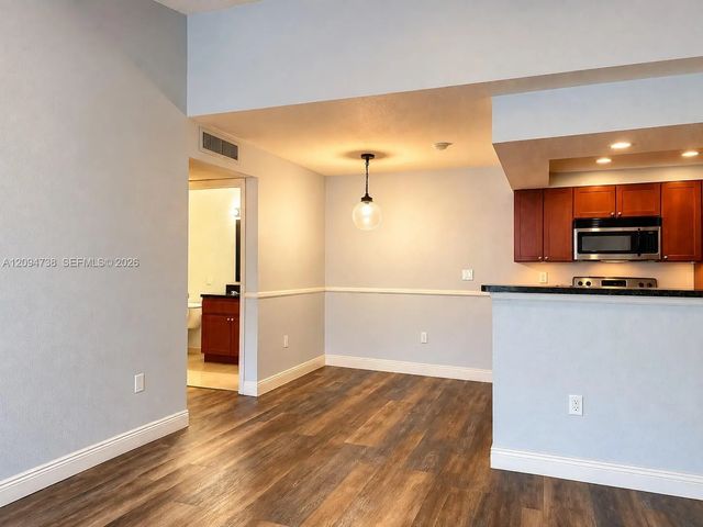 2 of 7 - 10581 Sw 155th Place #1604, Miami, FL