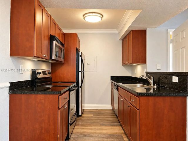 3 of 7 - 10581 Sw 155th Place #1604, Miami, FL