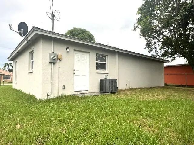 5 of 16 - 488 E Jordan Boulevard, Pahokee, FL