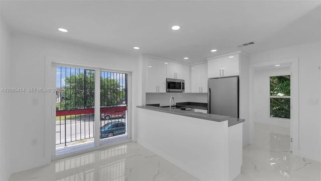 2623 Nw 24th Street #7, Miami