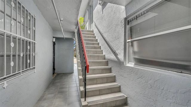 4 of 19 - 2623 Nw 24th Street #7, Miami, FL