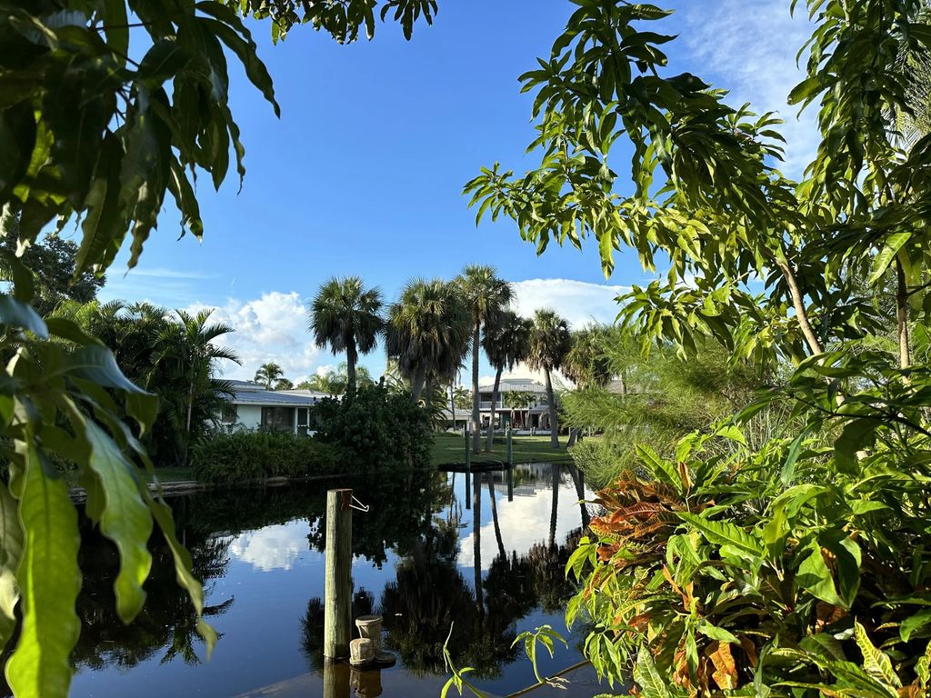 84 E North Shore Avenue, North Fort Myers