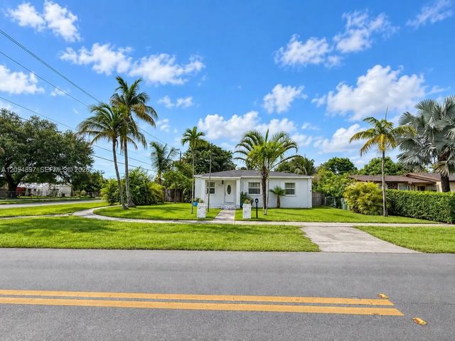 2 of 32 - 797 Nw 9th Street, Homestead, FL