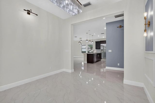 5 of 76 - 11760 E Eastlake Court, Parkland, FL