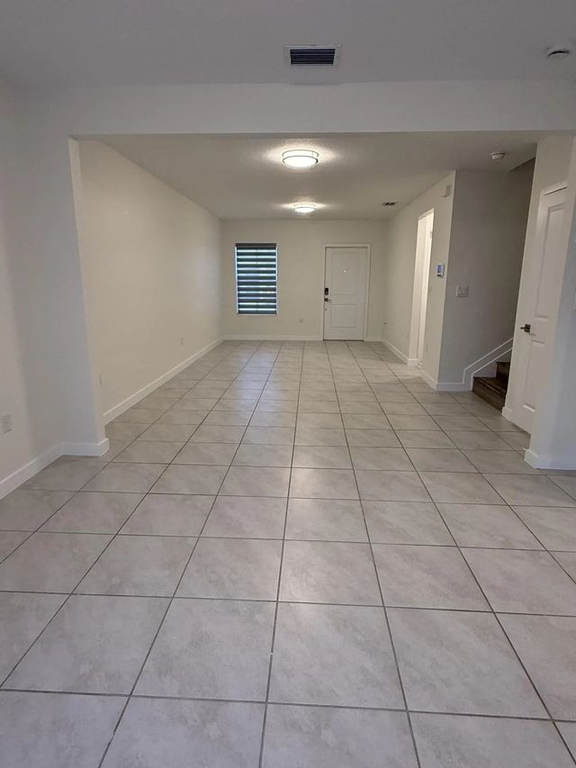 5 of 29 - 497 Ne 4th Street, Florida City, FL