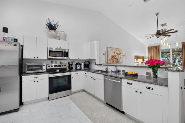 2 of 29 - 8285 Via Di Veneto, Boca Raton, FL