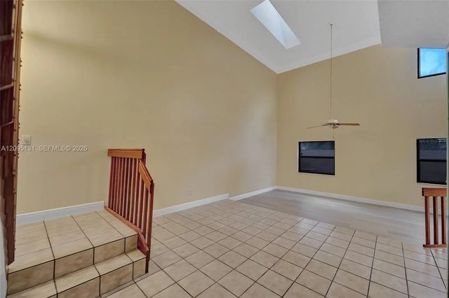 5 of 45 - 1043 Sw 113th Terrace, Pembroke Pines, FL