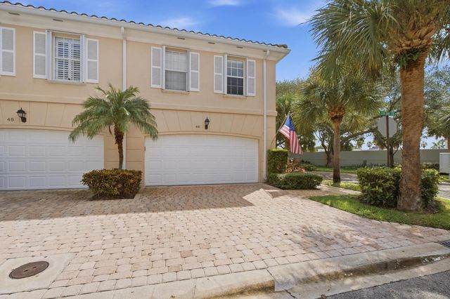44 Live Oak Circle, Tequesta