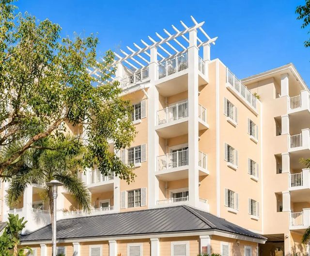 2 of 29 - 1931 Ne 2nd Street #405, Deerfield Beach, FL
