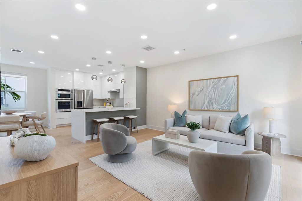 23 Nw 4th Avenue, Delray Beach