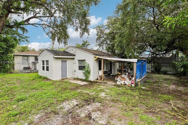 4 of 40 - 6314 Nw 4th Avenue, Miami, FL