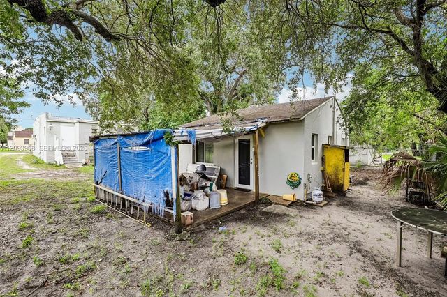 5 of 40 - 6314 Nw 4th Avenue, Miami, FL