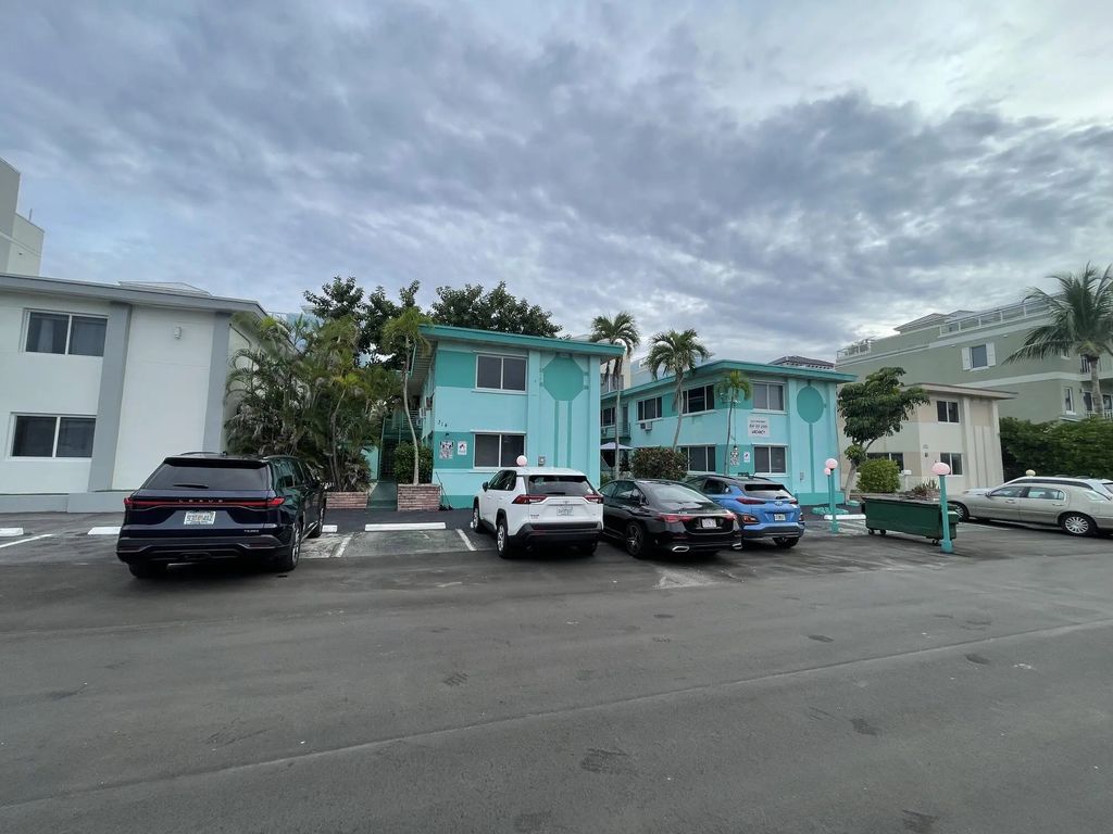 314 Elm Street #3, Hollywood