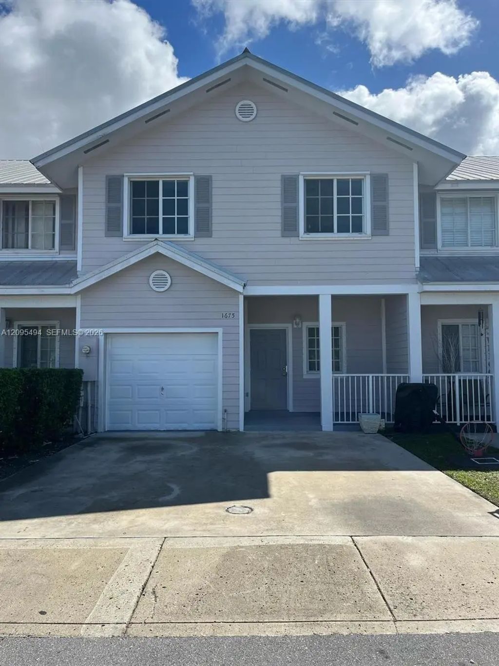 1675 Se 9th Terrace, Homestead