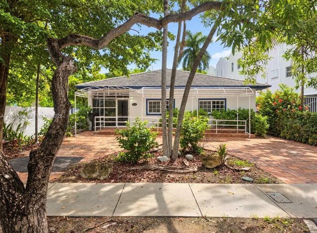 1753 Michigan Avenue, Miami Beach