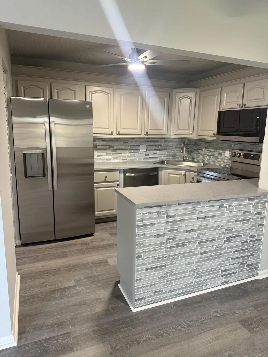 302 Knotty Pine Circle #a-1, Greenacres