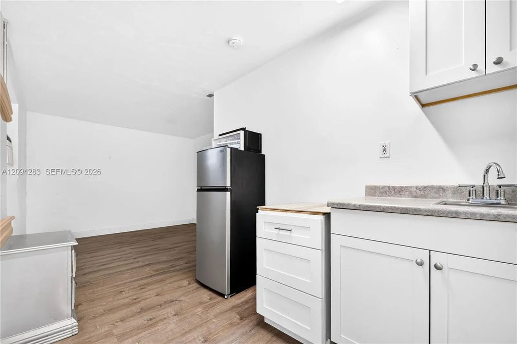 5721 Nw 64th Way, Tamarac