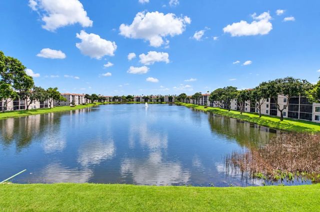 4 of 49 - 6269 Pointe Regal Circle #307, Delray Beach, FL