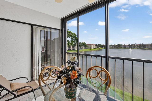 5 of 49 - 6269 Pointe Regal Circle #307, Delray Beach, FL