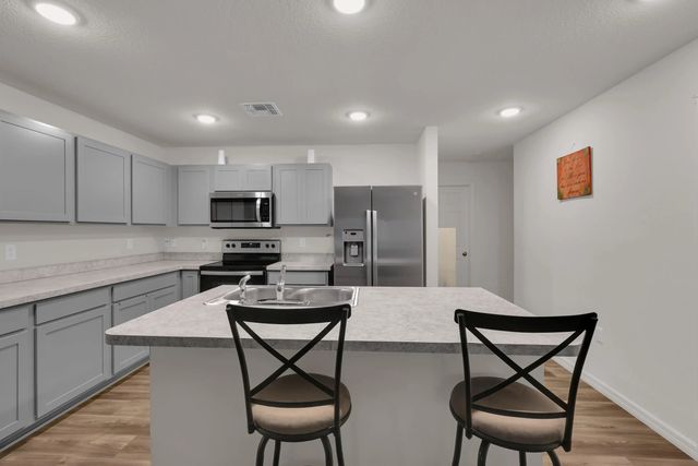 5 of 33 - 1950 Sw Diamond Street, Port St. Lucie, FL