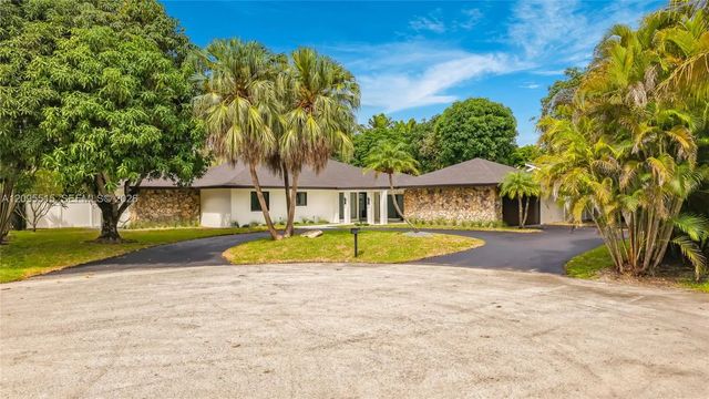 15804 Sw 82nd Court, Palmetto Bay