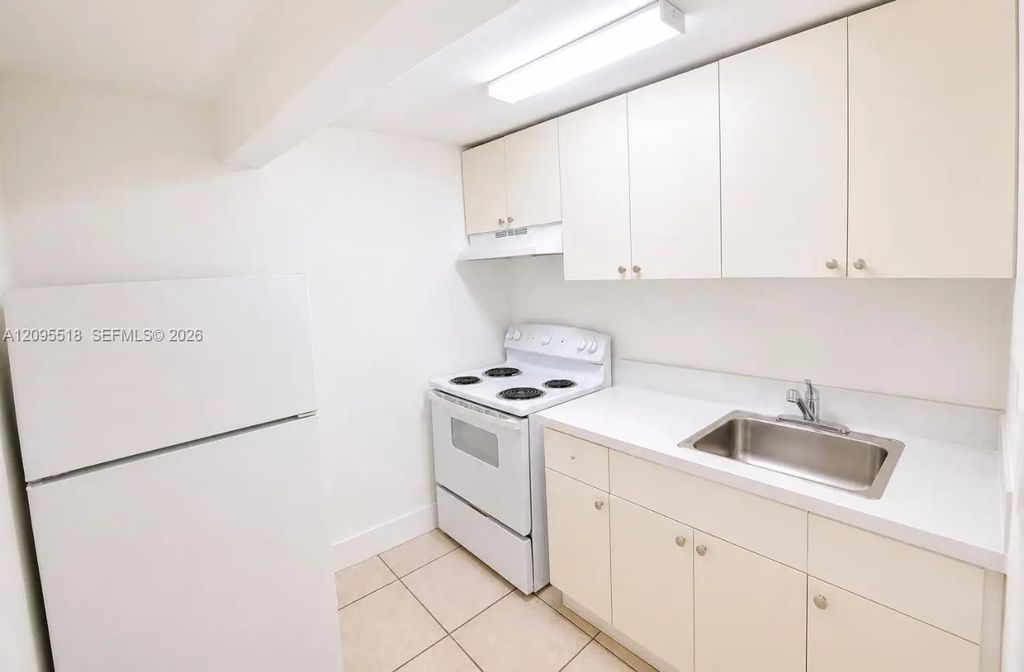 2300 W Flagler Street #21a, Miami