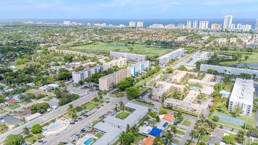 900 Ne 12th Avenue #408, Hallandale Beach
