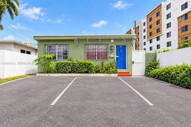 3621 Nw 23rd Avenue, Miami