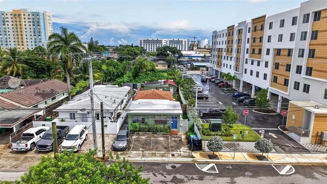 3621 Nw 23rd Avenue, Miami