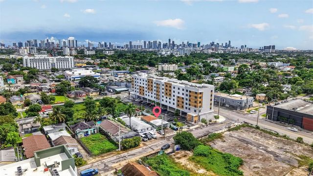 5 of 12 - 3621 Nw 23rd Avenue, Miami, FL
