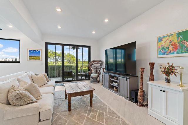 4 of 54 - 200 Waterway Road #105, Tequesta, FL