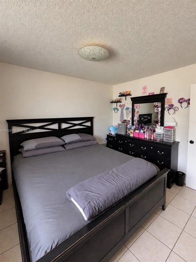 4 of 10 - 6820 W Flagler Street #103, Miami, FL