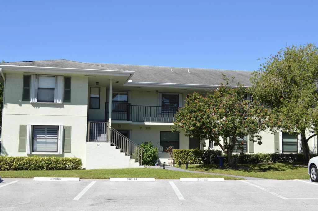 301 Sabal Ridge Circle #f, Palm Beach Gardens