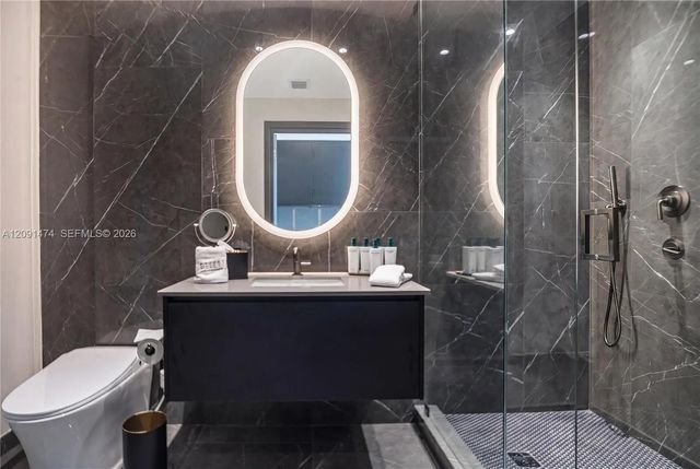 5 of 27 - 20 Ne 11 Street #3103b, Miami, FL