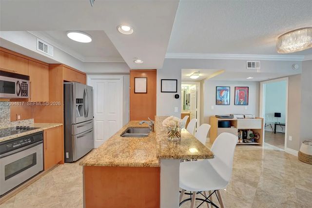 401 Sw 4th Avenue #301, Fort Lauderdale