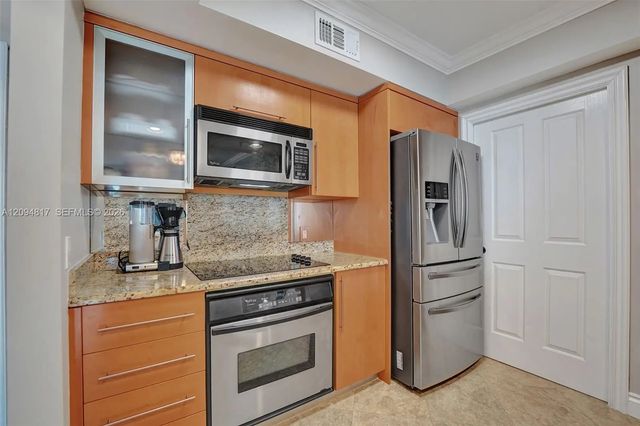 5 of 93 - 401 Sw 4th Avenue #301, Fort Lauderdale, FL