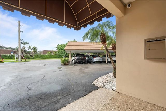 3 of 71 - 145 Atlantis Boulevard #101, Atlantis, FL