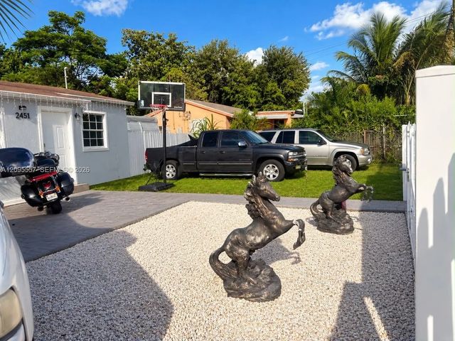 3 of 11 - 2451 Nw 104th Street, Miami, FL