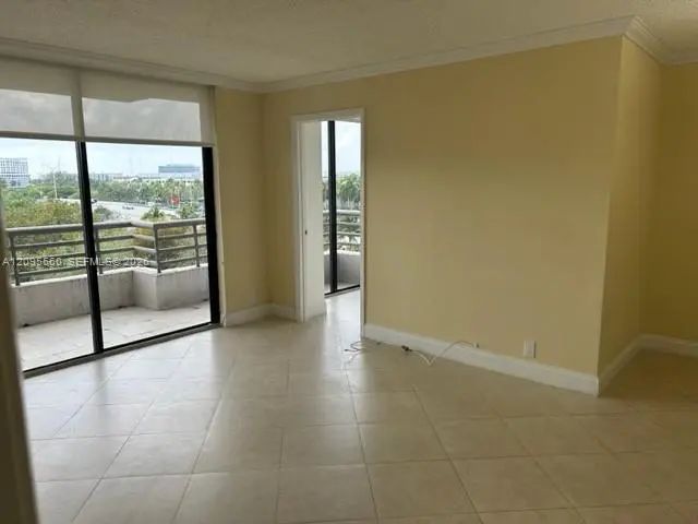 4 of 13 - 3300 Ne 191st Street #606, Aventura, FL