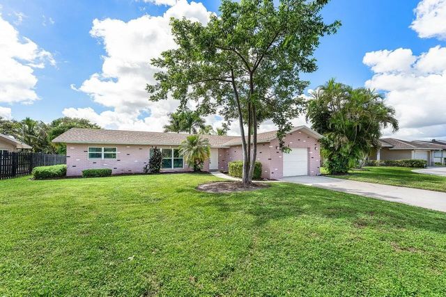 2 of 35 - 128 Sandpiper Avenue, Royal Palm Beach, FL