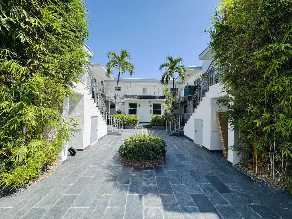 935 8th Street #18, Miami Beach