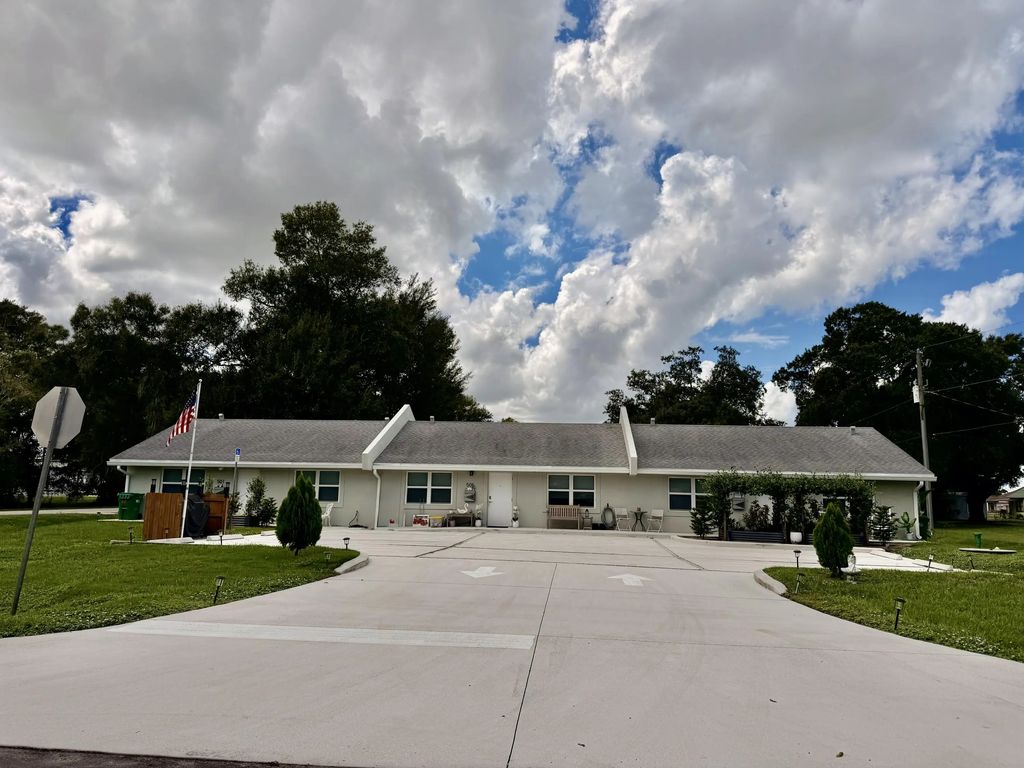 501 Ne 3rd Avenue, Okeechobee