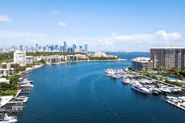 3 Grove Isle Drive #cph08, Miami