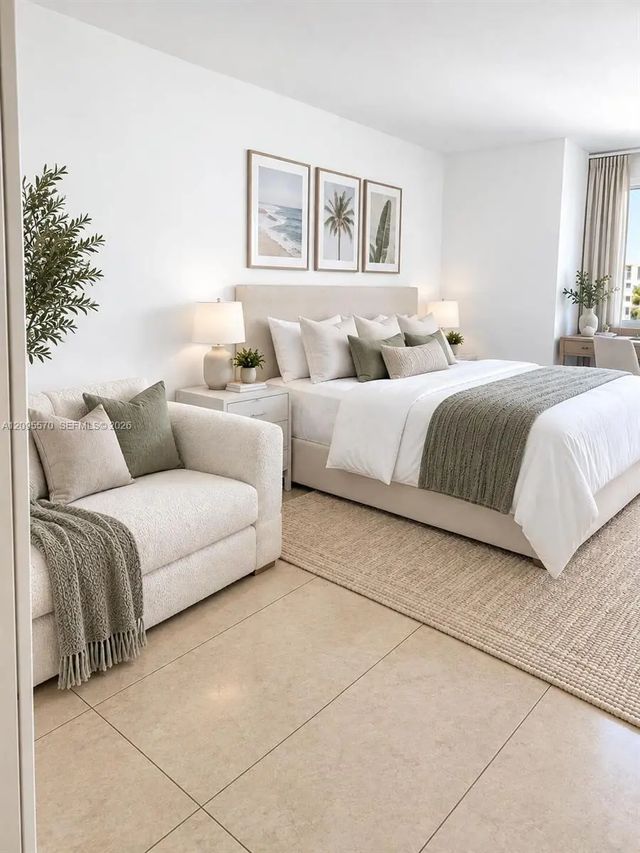 5 of 10 - 50 Biscayne Boulevard #705, Miami, FL